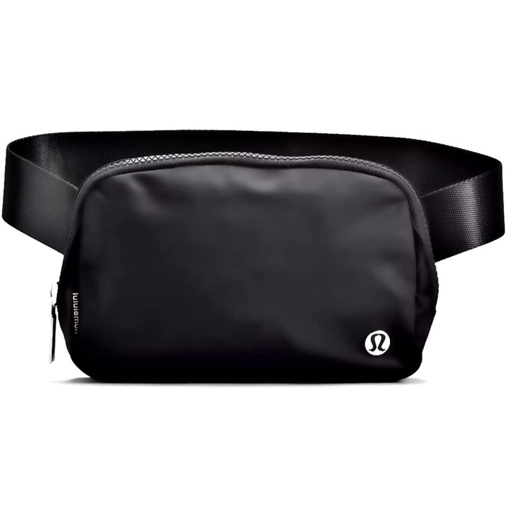 NWT unused lululemon everywhere belt bag black